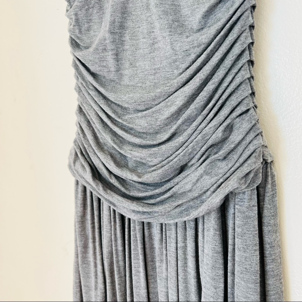 LINQ Los Angeles Ruched Dress Deep V-neck Gray - Picture 4 of 8